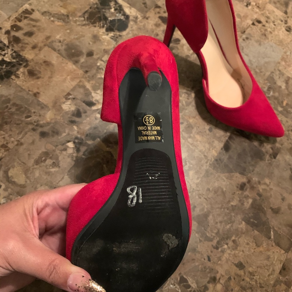 Delicious Heels 👠 - Picture 2 of 4